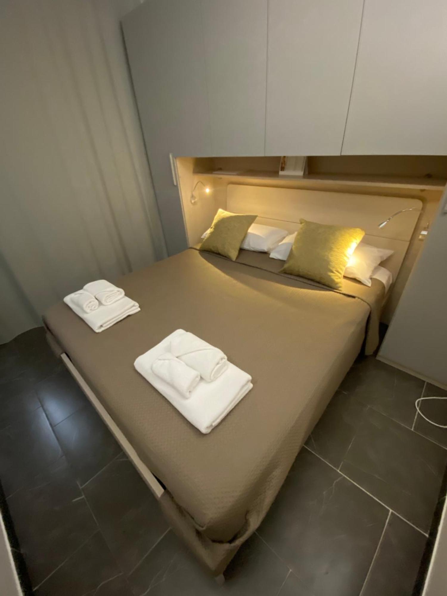 Little House Apartment Reggio di Calabria Exterior foto