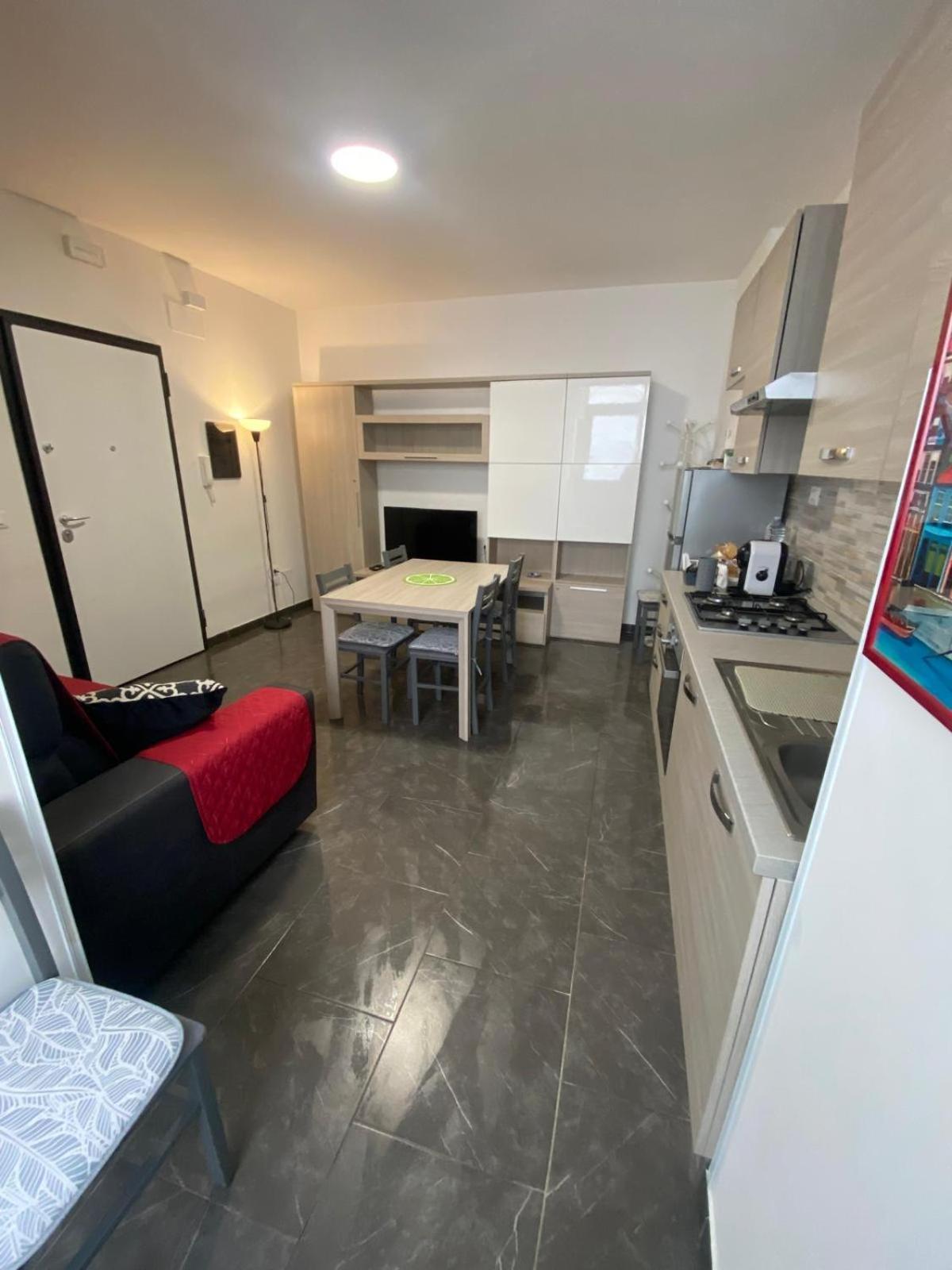 Little House Apartment Reggio di Calabria Exterior foto